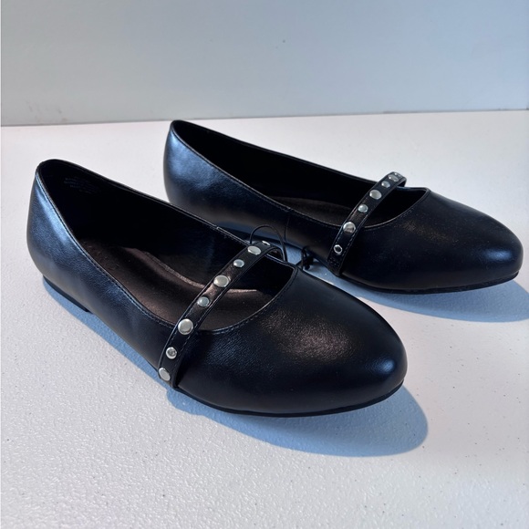 Torrid Black Studded Strap Flats Size 9.5 - Picture 1 of 7